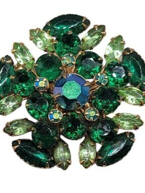 Juliana D&E Green Starburst Brooch Emerald & Peridot Navette Rhinestones Vintage